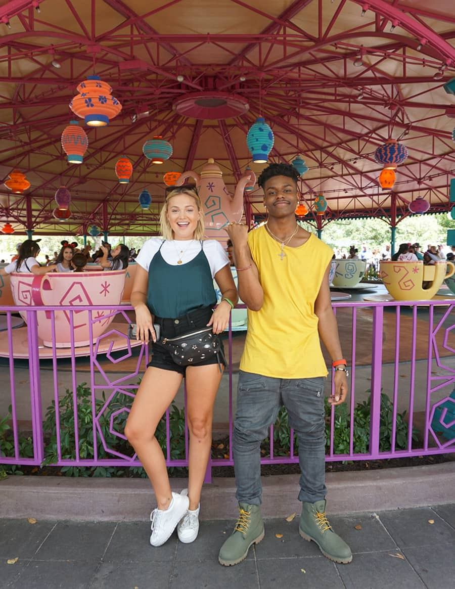 Olivia Holt &Amp; Joseph Aubrey From Cloak &Amp; Dagger Wallpapers