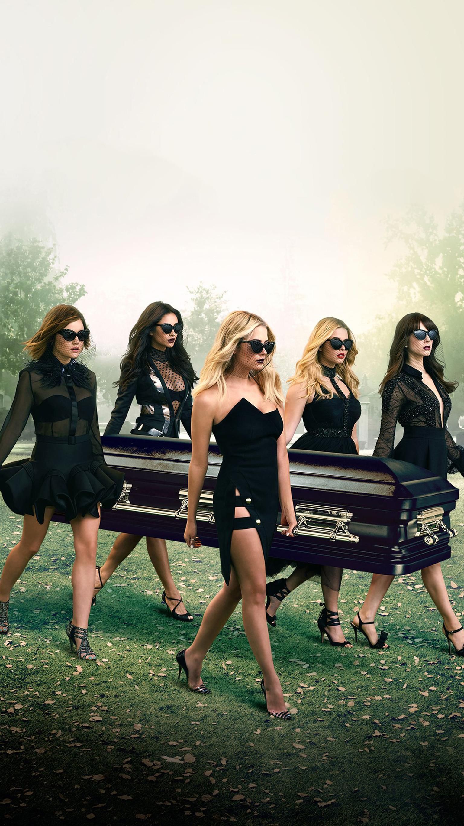 Pretty Little Liars Wallpapers