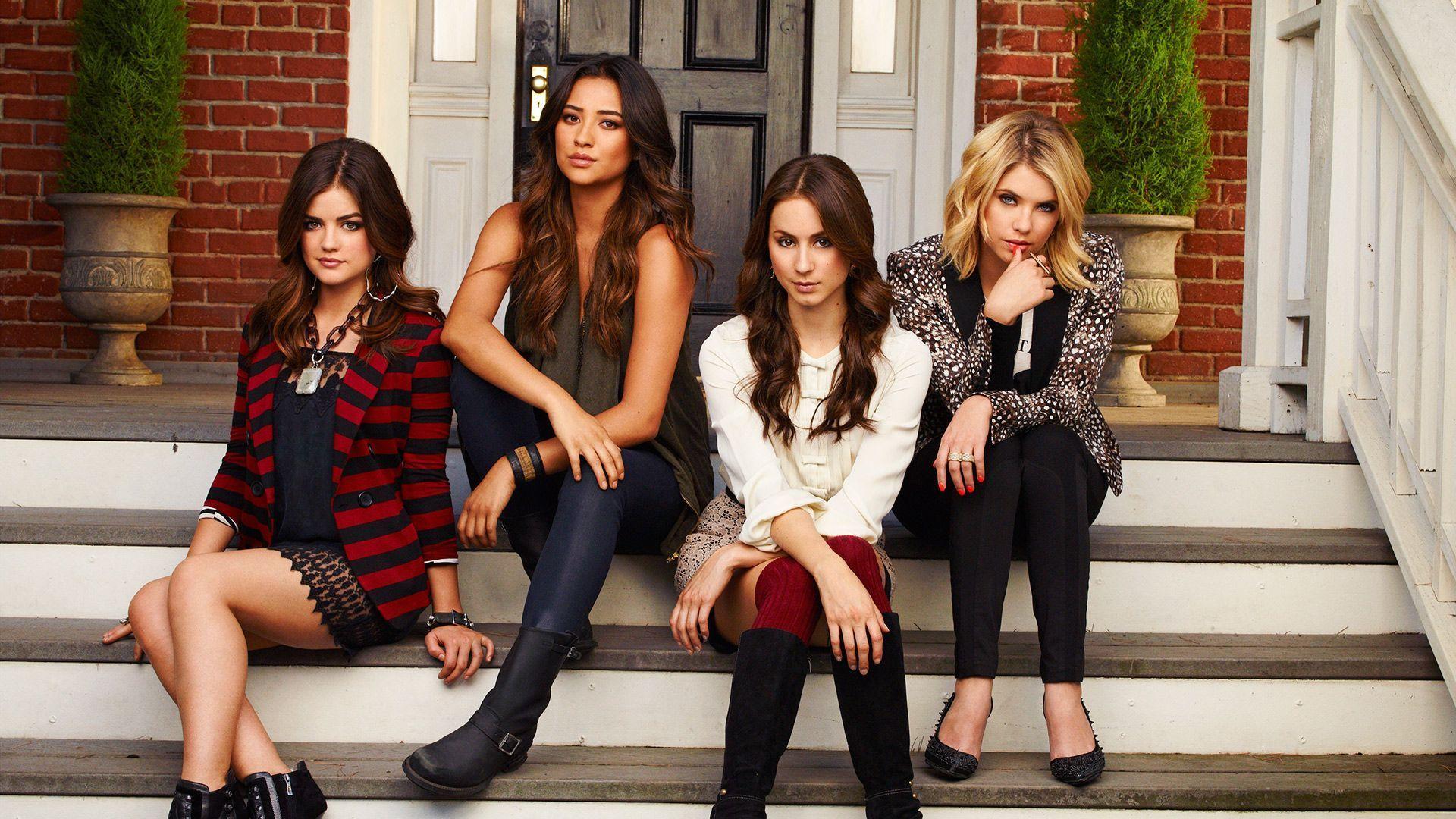 Pretty Little Liars Wallpapers