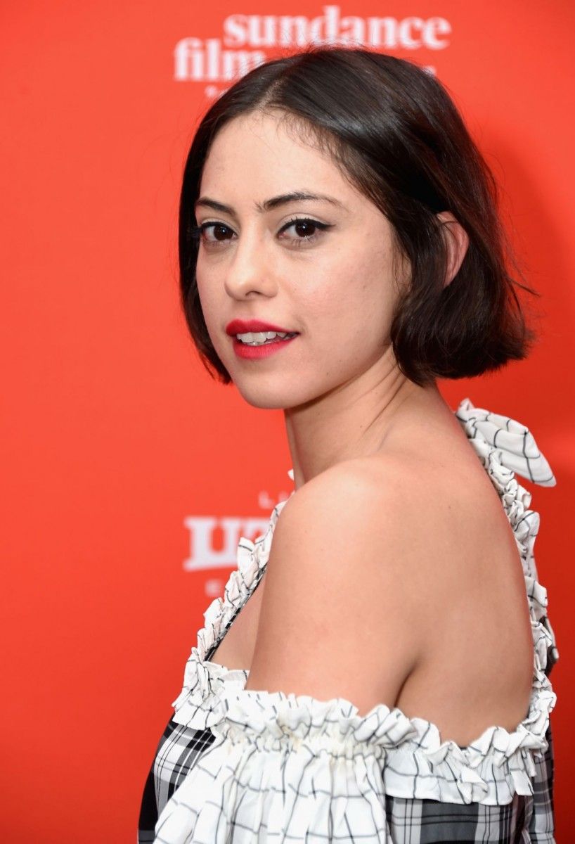 Rosa Salazar Brand New Cherry Flavor Wallpapers