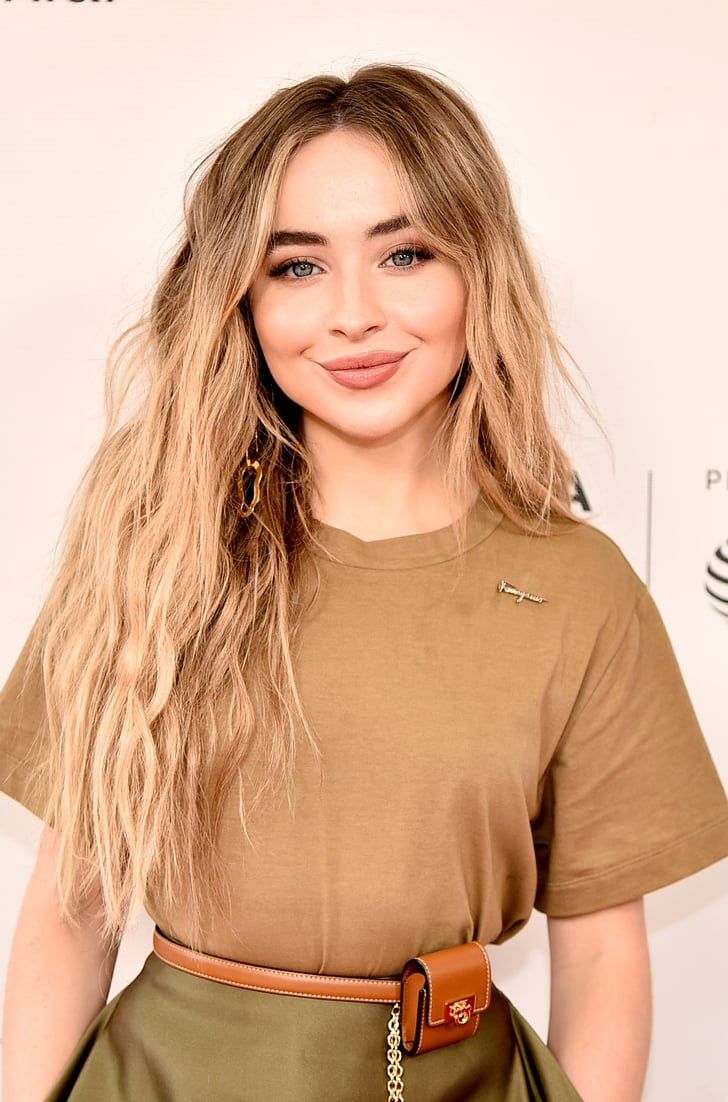 Sabrina Carpenter Work It Wallpapers