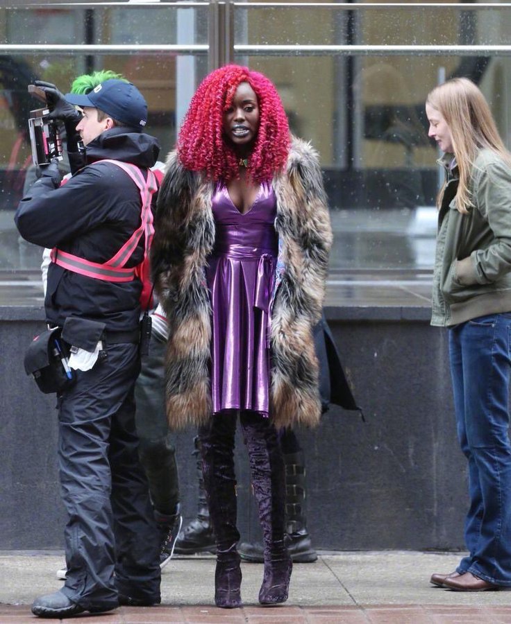 Starfire Anna Diop Wallpapers