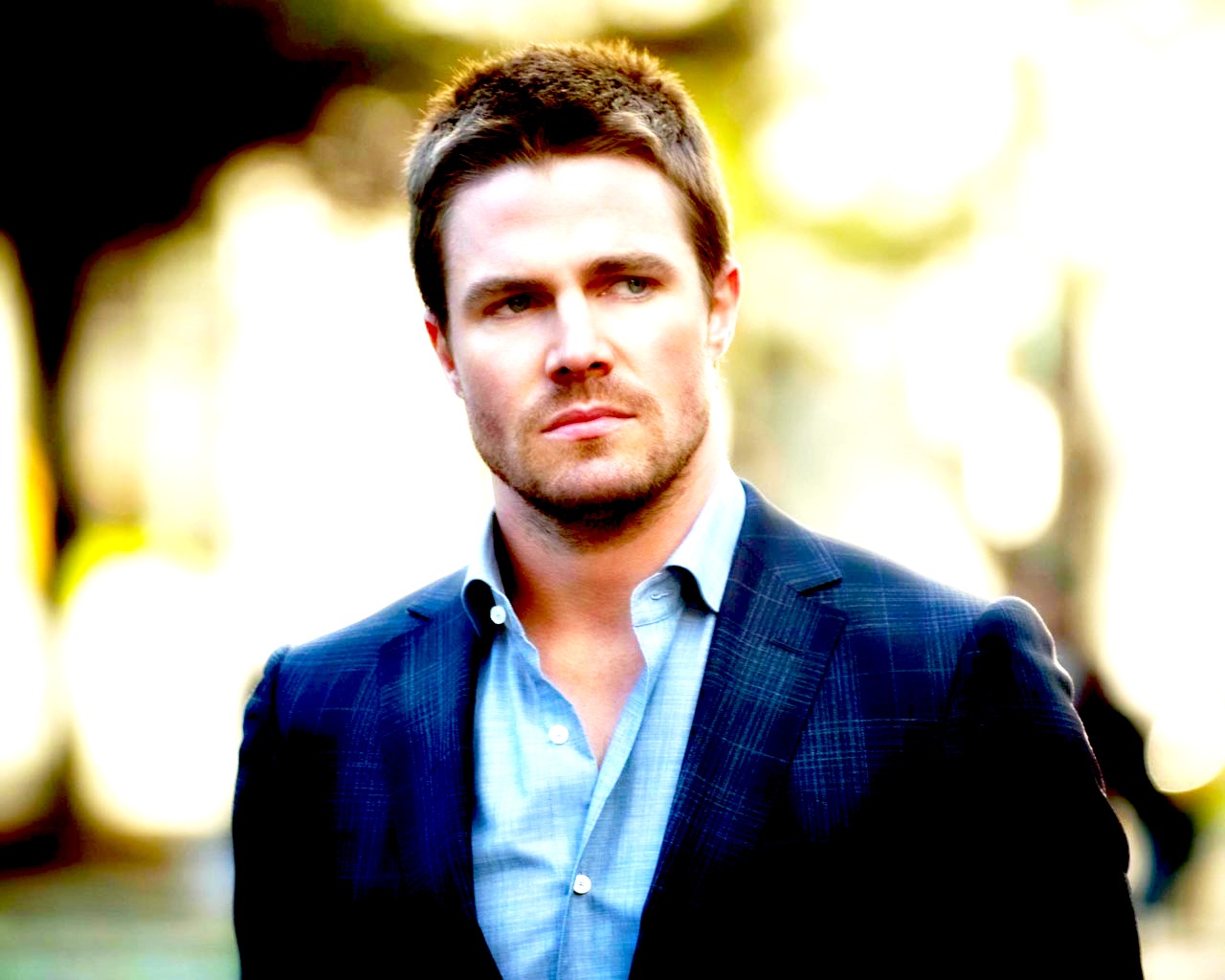 Stephen Amell Starz Heels Wallpapers