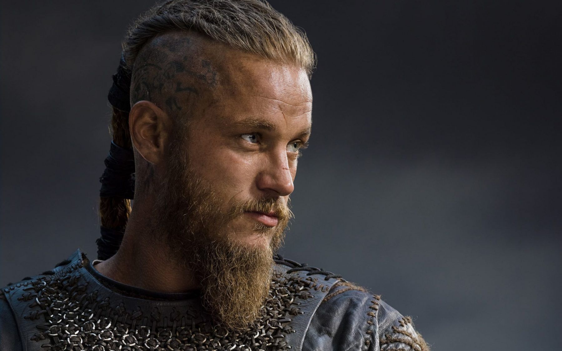 Travis Fimmel In Vikings Wallpapers