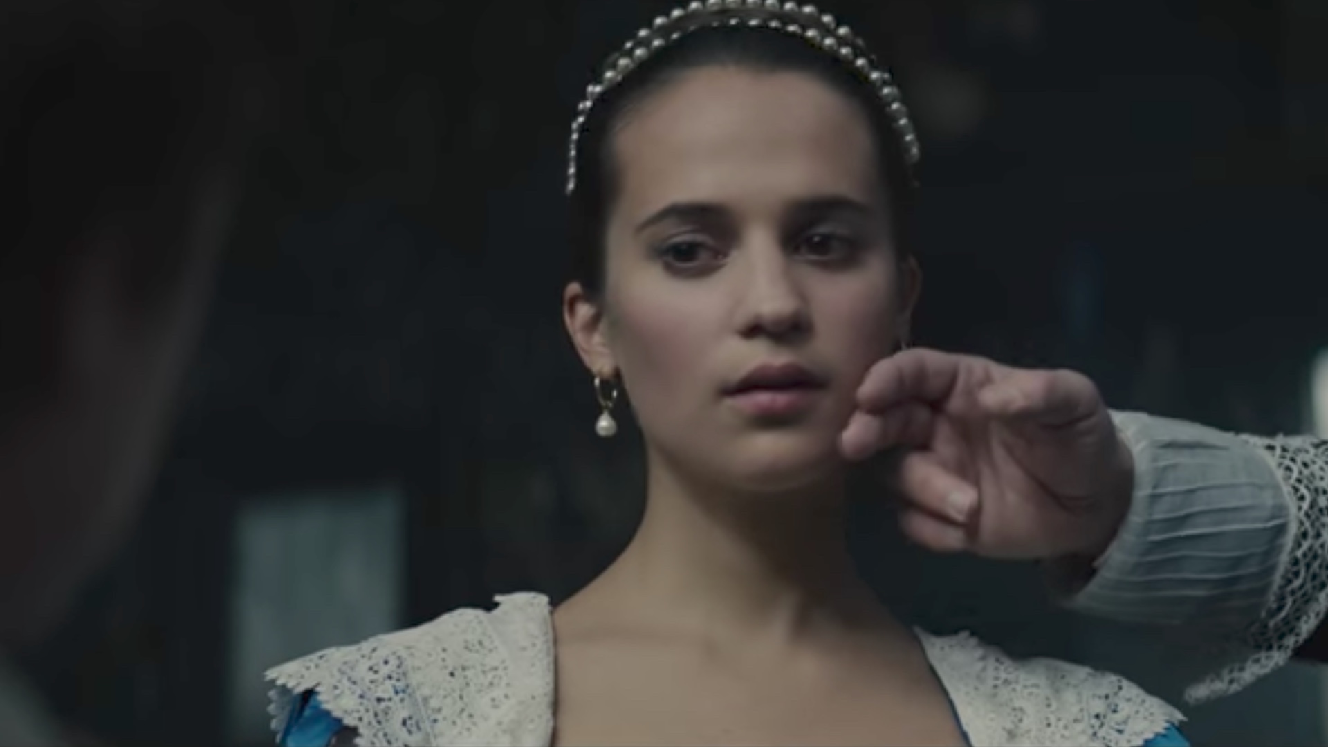 Alicia Vikander In Tulip Fever Wallpapers