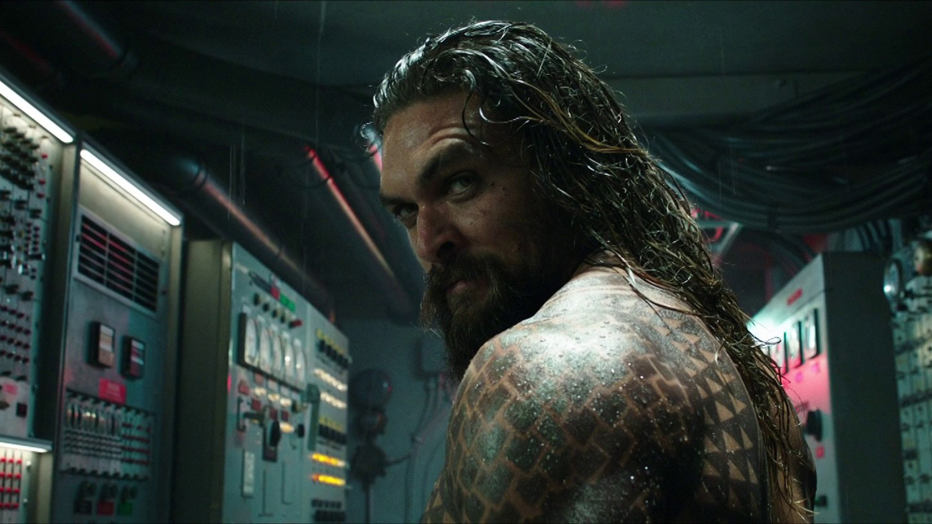 Aquaman Jason Momoa Wallpapers