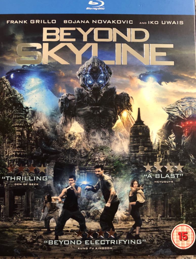 Beyond Skyline 2017 Movie Wallpapers