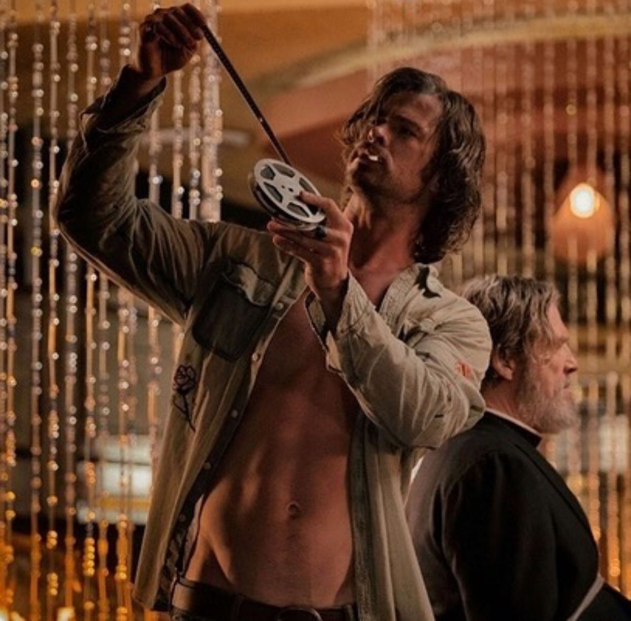 Chris Hemsworth In Bad Times At The El Royale 2018 Movie Wallpapers