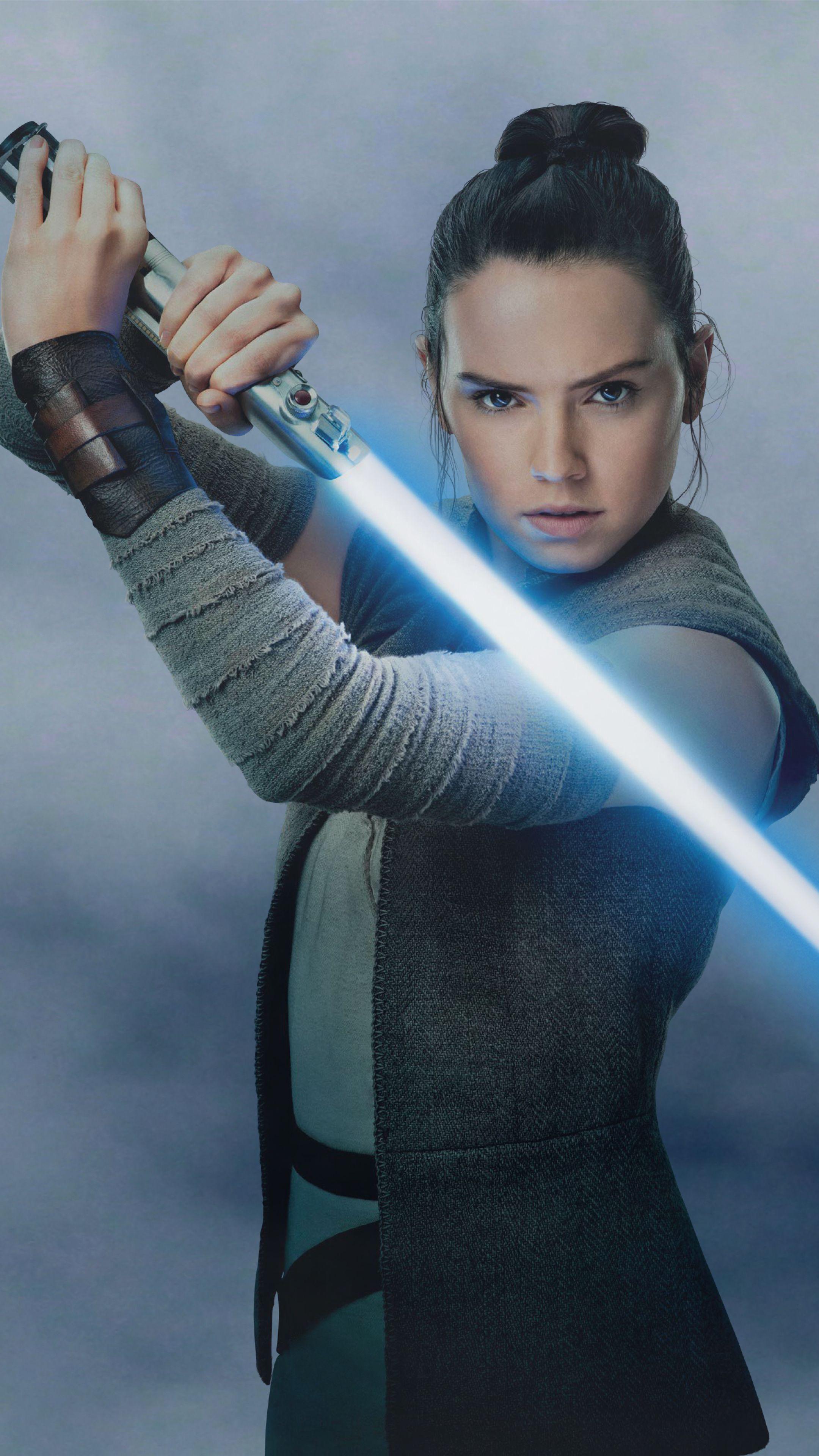 Daisy Ridley Lightsaber Star Wars 8 Wallpapers