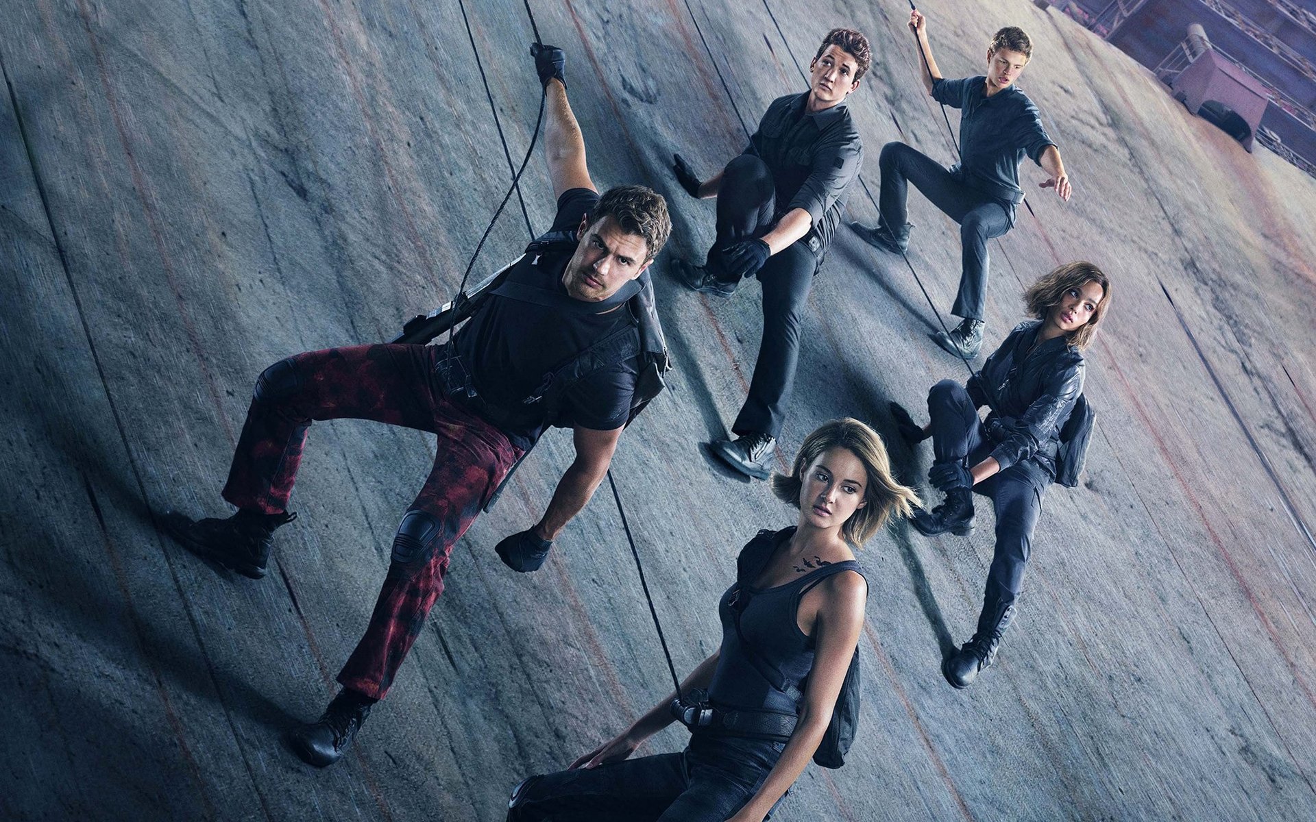 Divergent Wallpapers