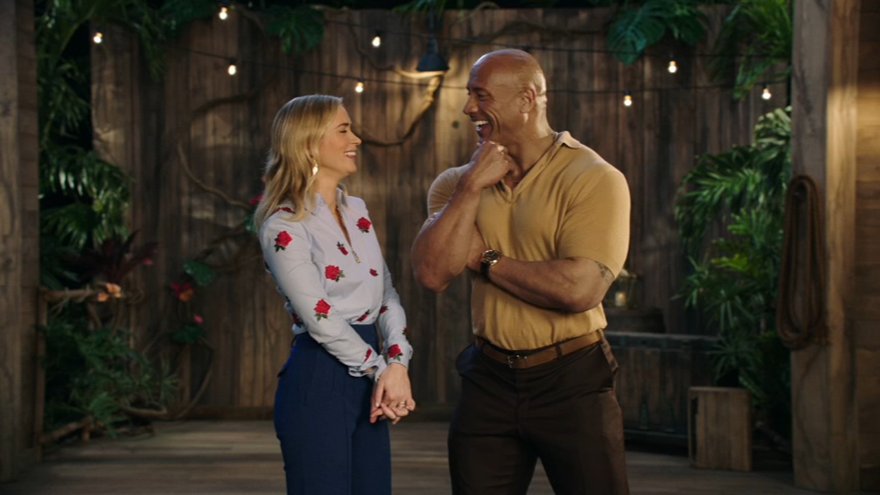 Dwayne Johnson Emily Blunt From Jungle Cruise Wallpapers