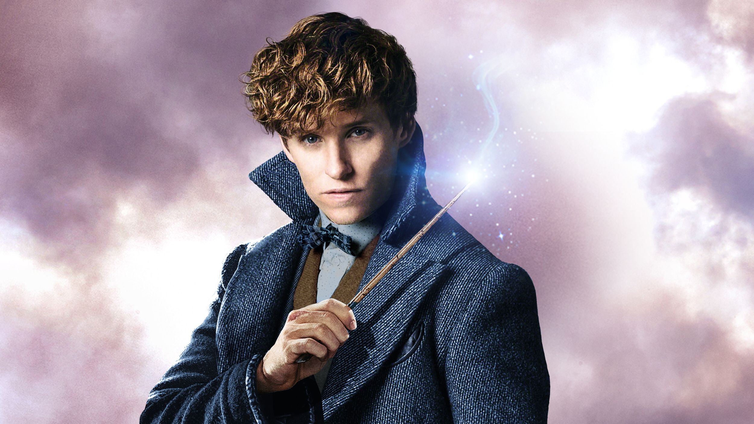 Eddie Redmayne In Fantastic Beasts Wallpapers