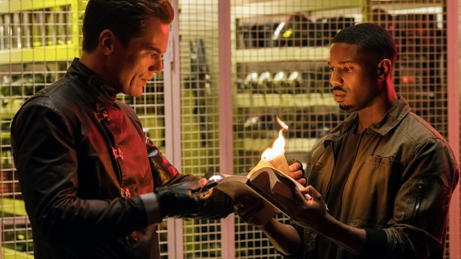 Fahrenheit 451 Movie 2018 Michael B. Jordan And Michael Shannon Wallpapers