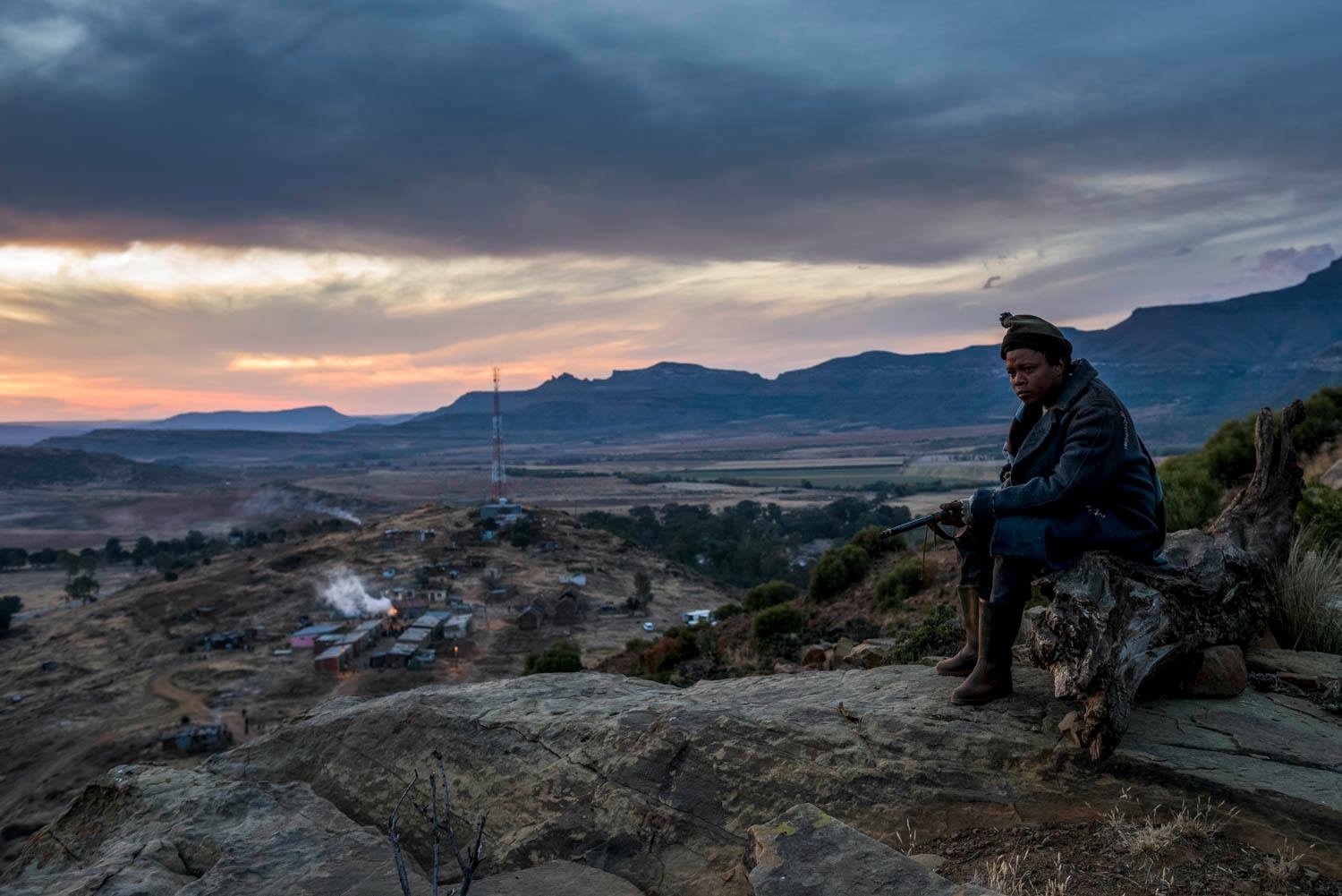 Five Fingers For Marseilles Wallpapers