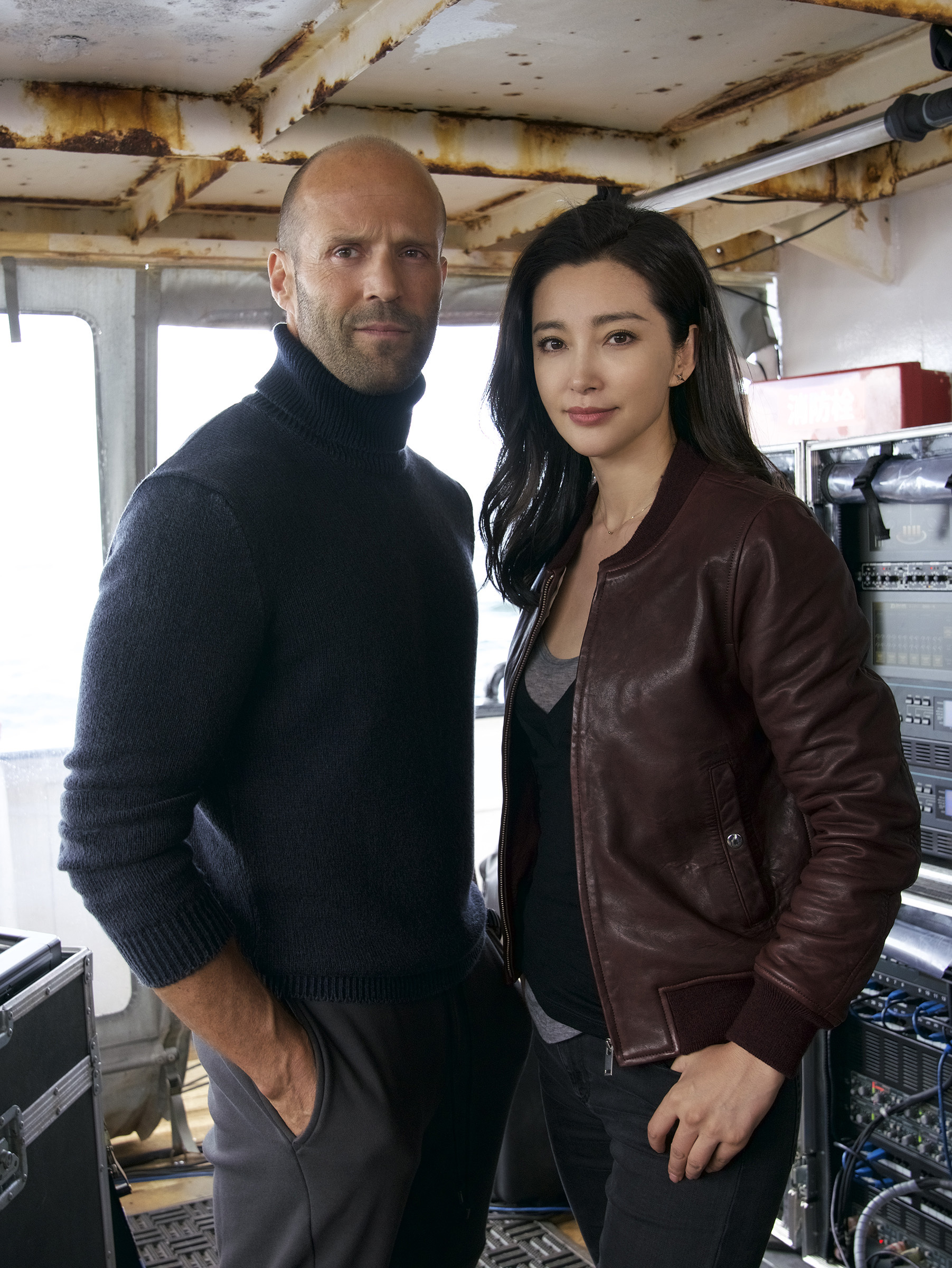 Jason Statham And Li Bingbing The Meg 2018 Movie Wallpapers