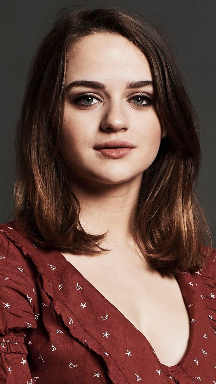 Joey King From The Kissing Booth Wallpapers