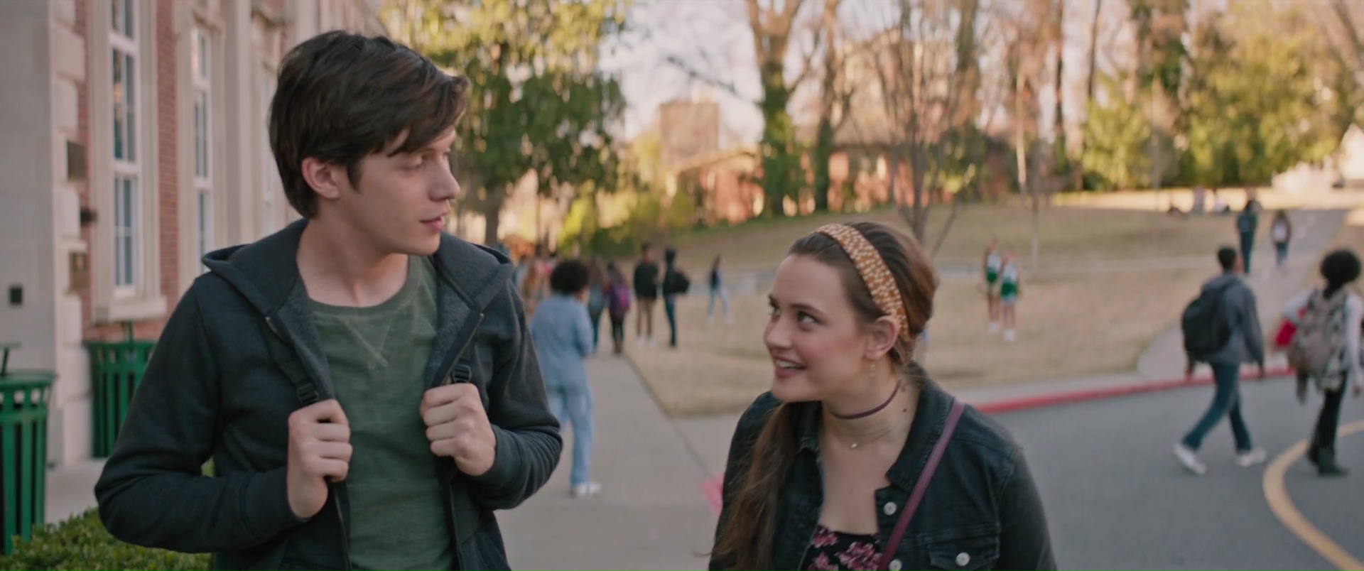 Katherine Langford In Love, Simon 2018 Movie Wallpapers