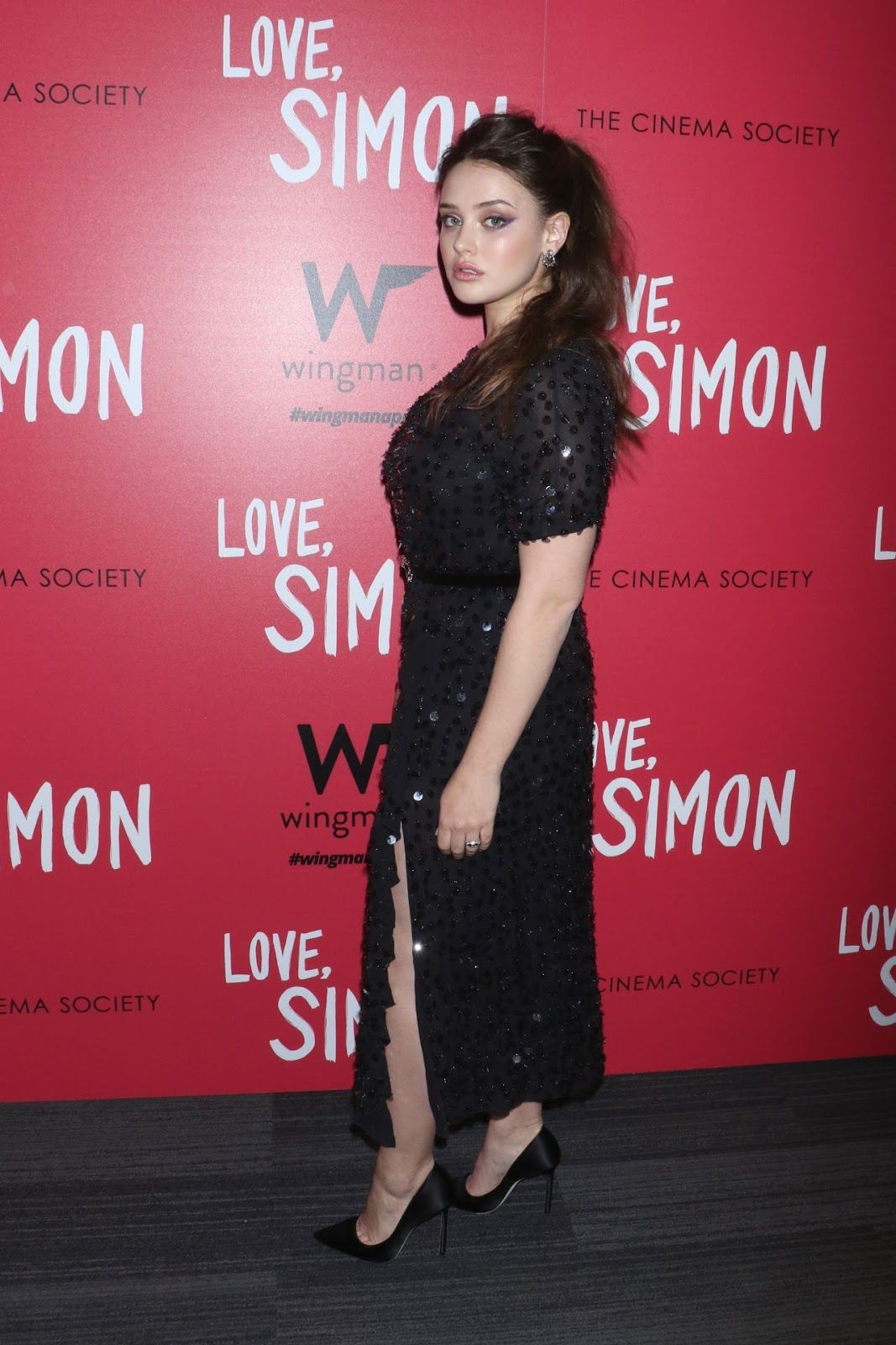 Katherine Langford In Love, Simon 2018 Movie Wallpapers