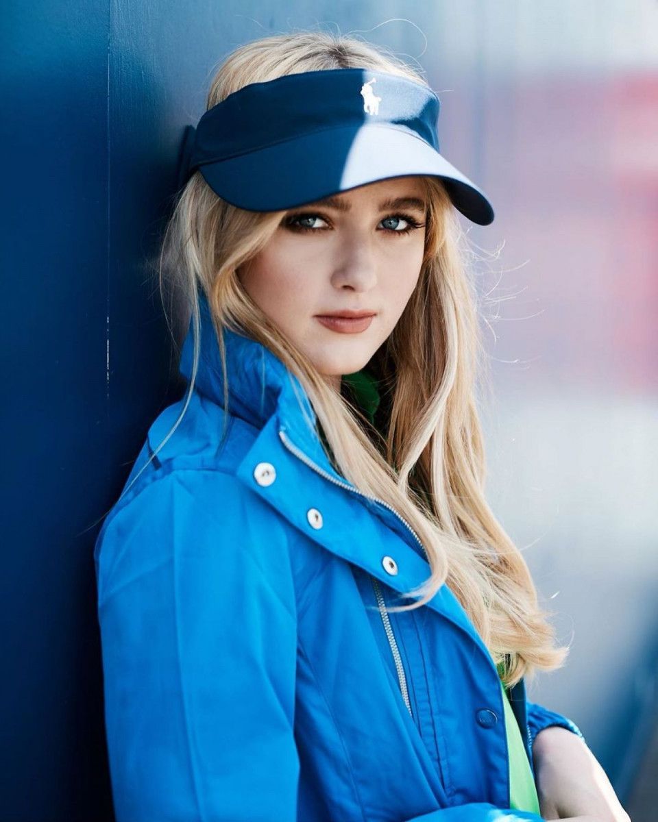 Kathryn Newton In Pokemon Detective Pikachu Wallpapers