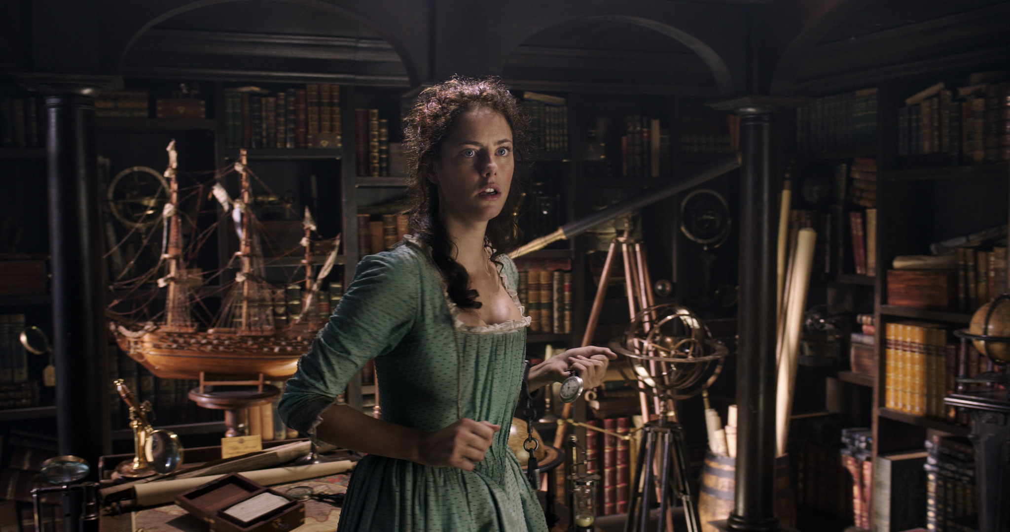 Kaya Scodelario In Pirates Of The Caribbean Dead Men Tell No Tales Wallpapers