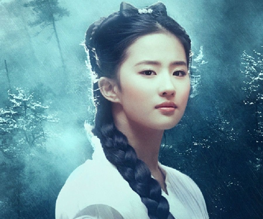 Liu Yifei As Hua Mulan Wallpapers