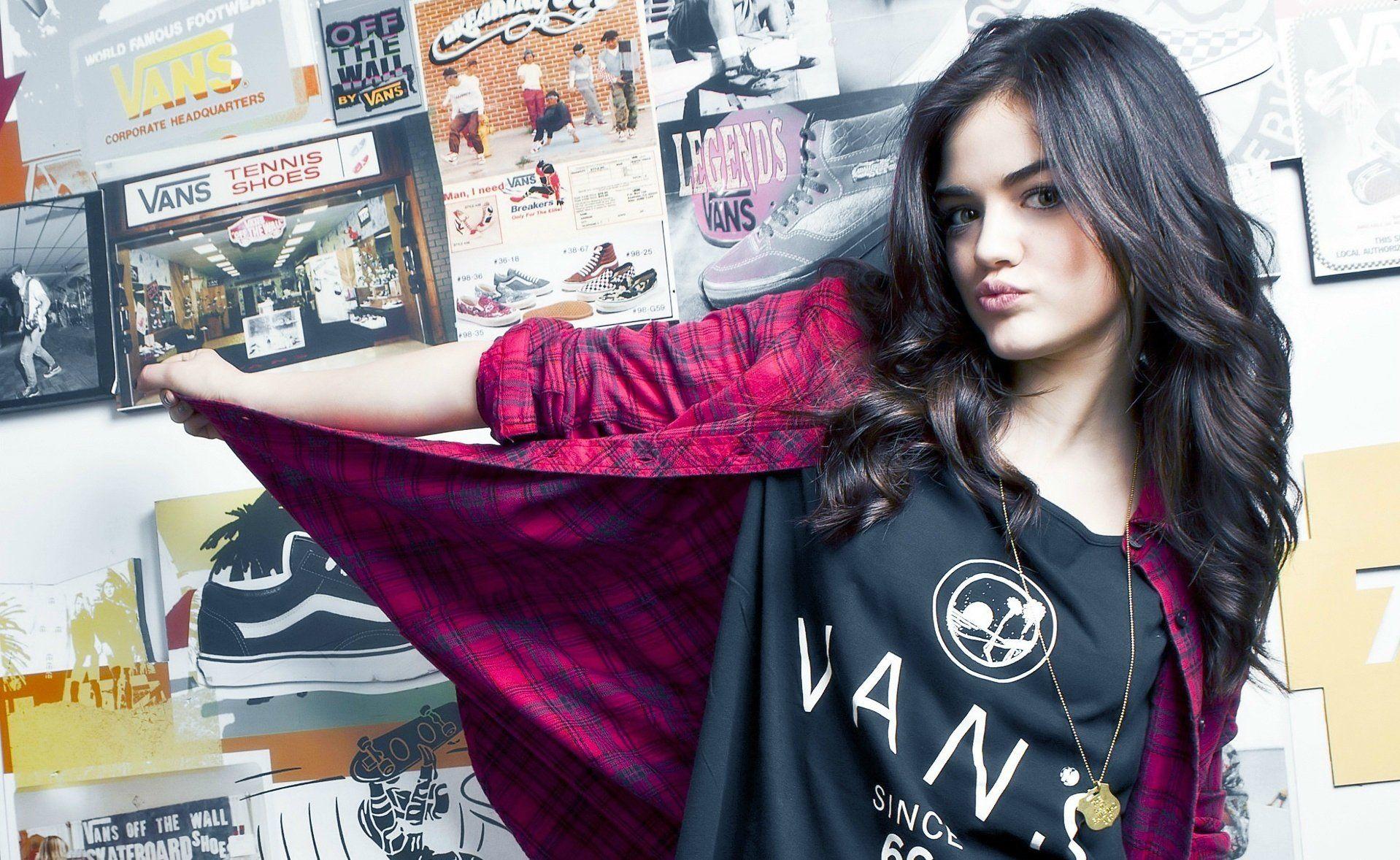Lucy Hale In Son Of The South Wallpapers