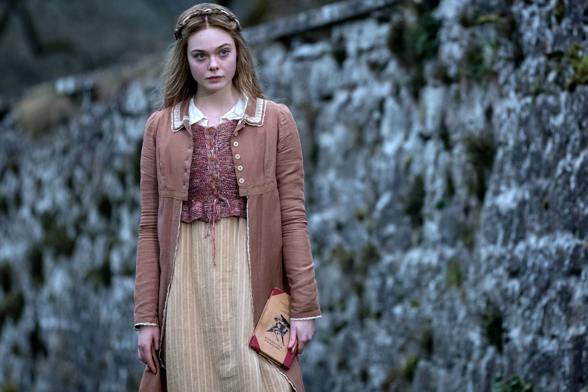 Maisie Williams In Mary Shelley 2018 Movie Wallpapers