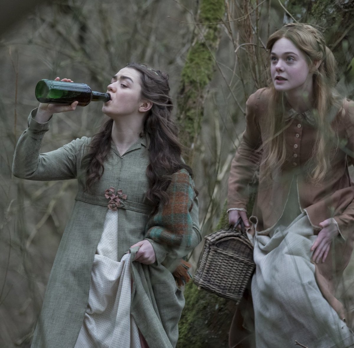 Maisie Williams In Mary Shelley 2018 Movie Wallpapers