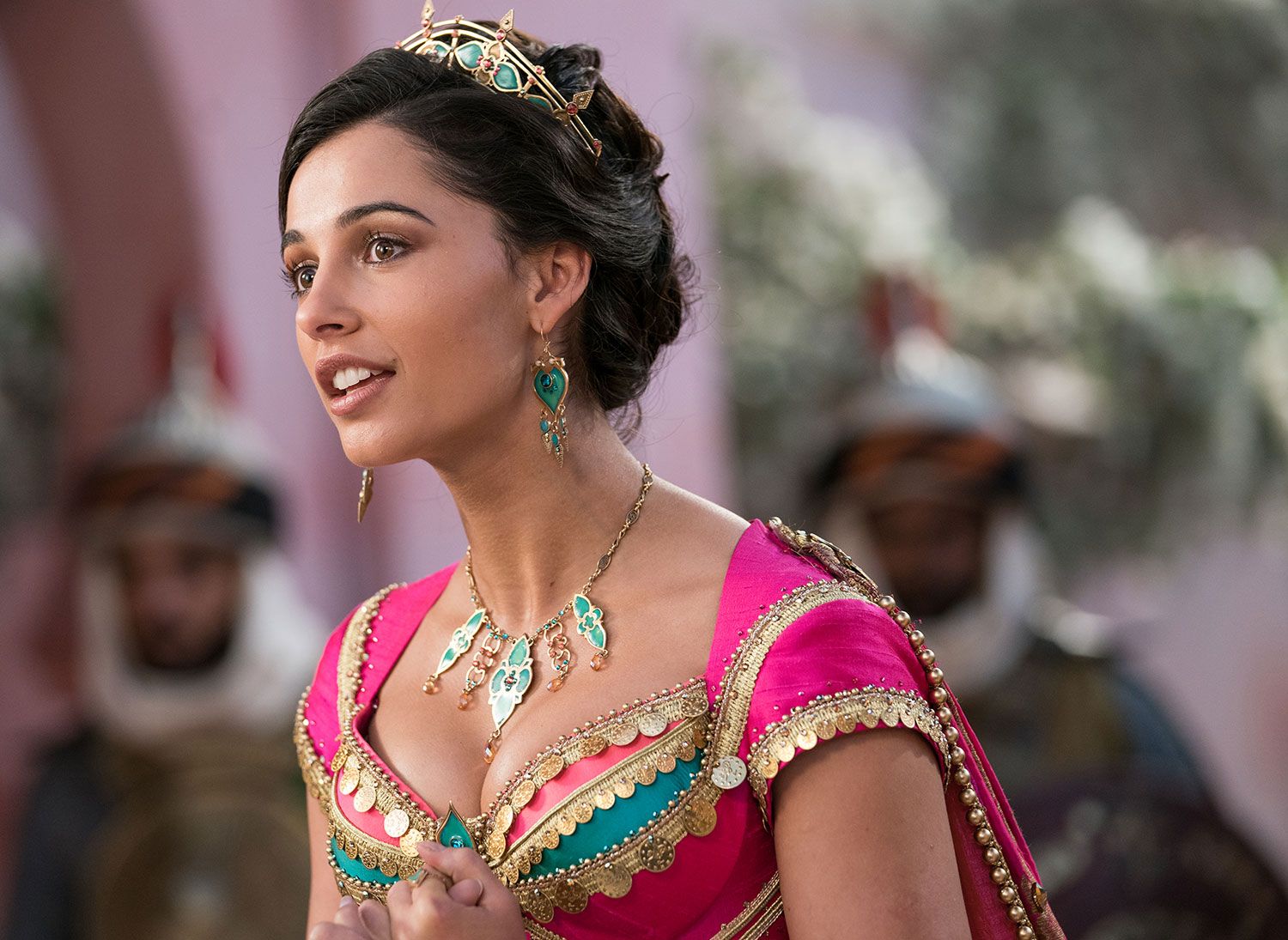 Naomi Scott As Jasmine In Aladdin Movie Wallpapers