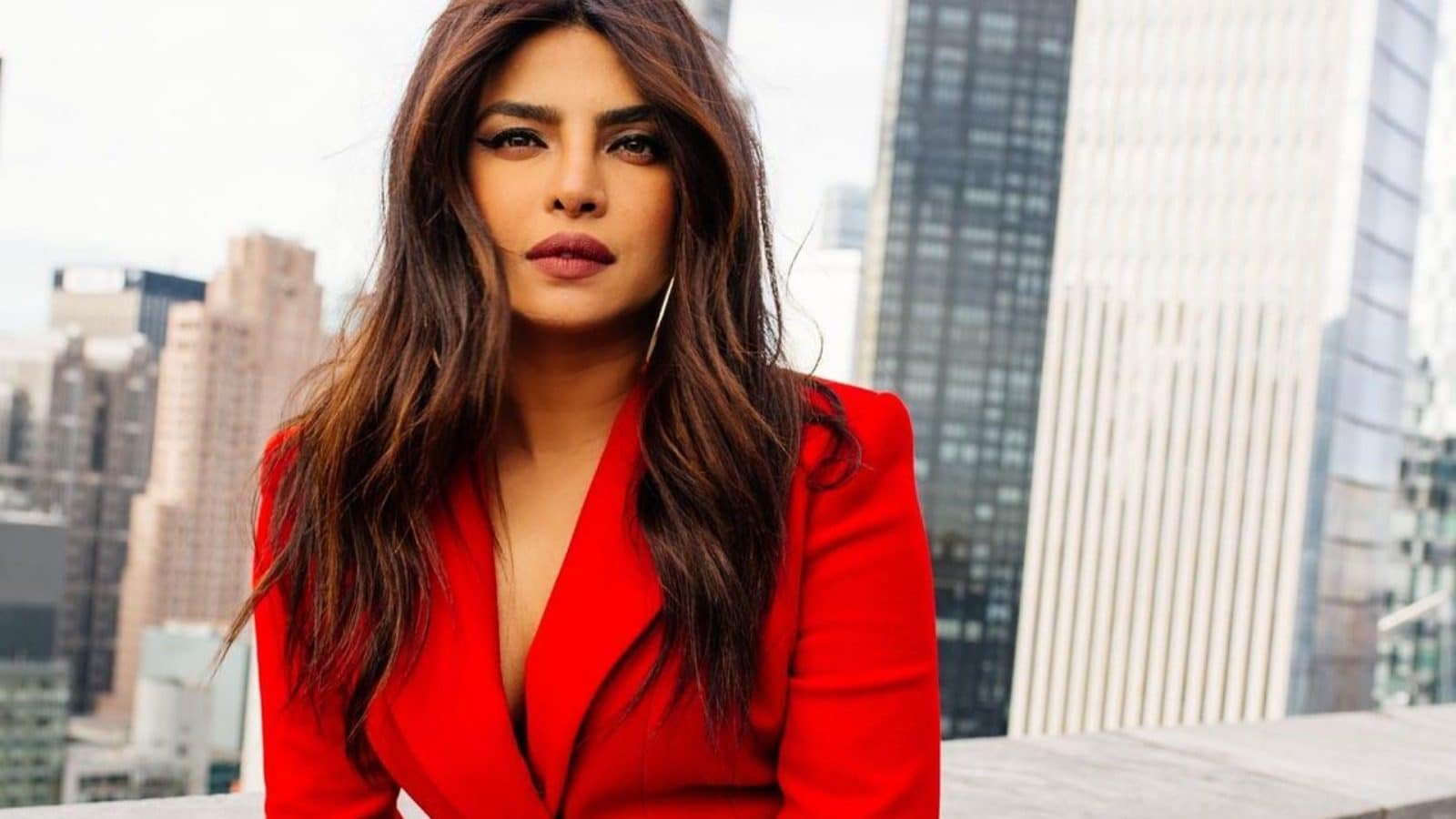 Priyanka Chopra In Baywatch Wallpapers