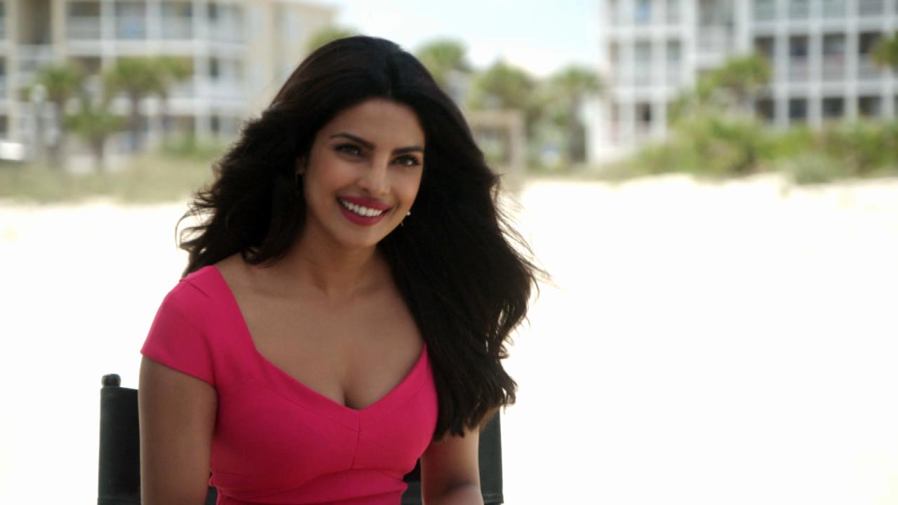 Priyanka Chopra In Baywatch Wallpapers