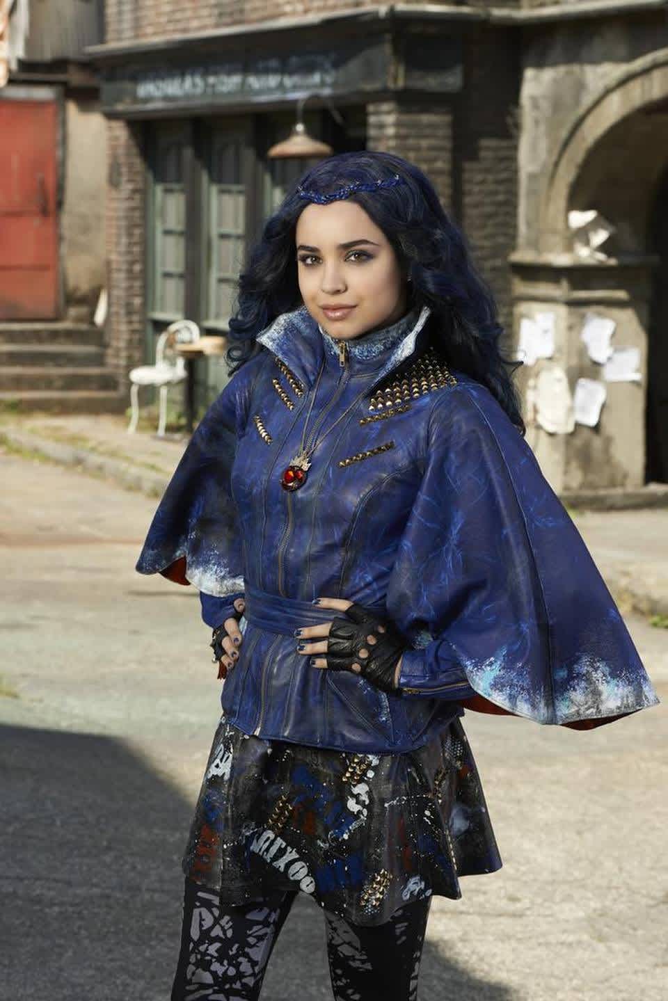 Sofia Carson In Descendants 3 Evie Wallpapers