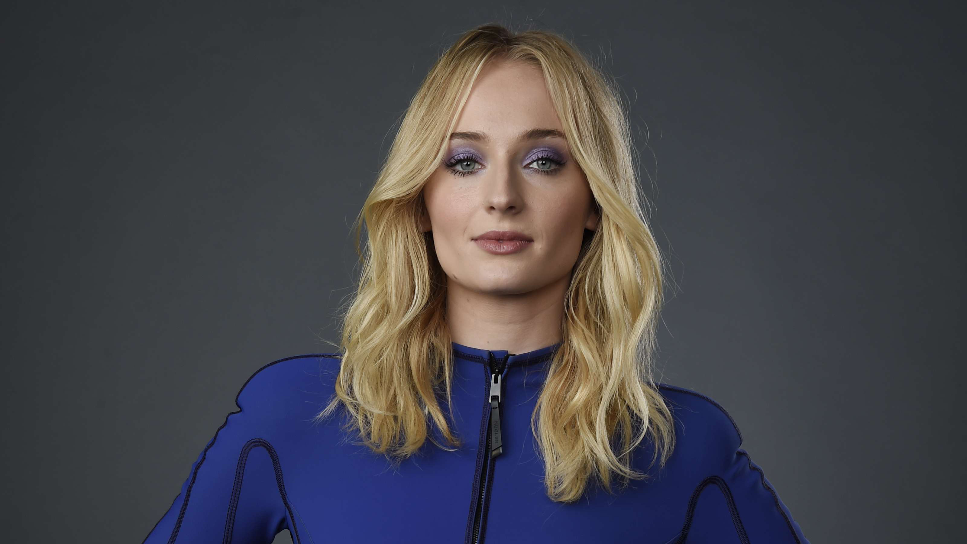 Sophie Turner Phoenix Wallpapers