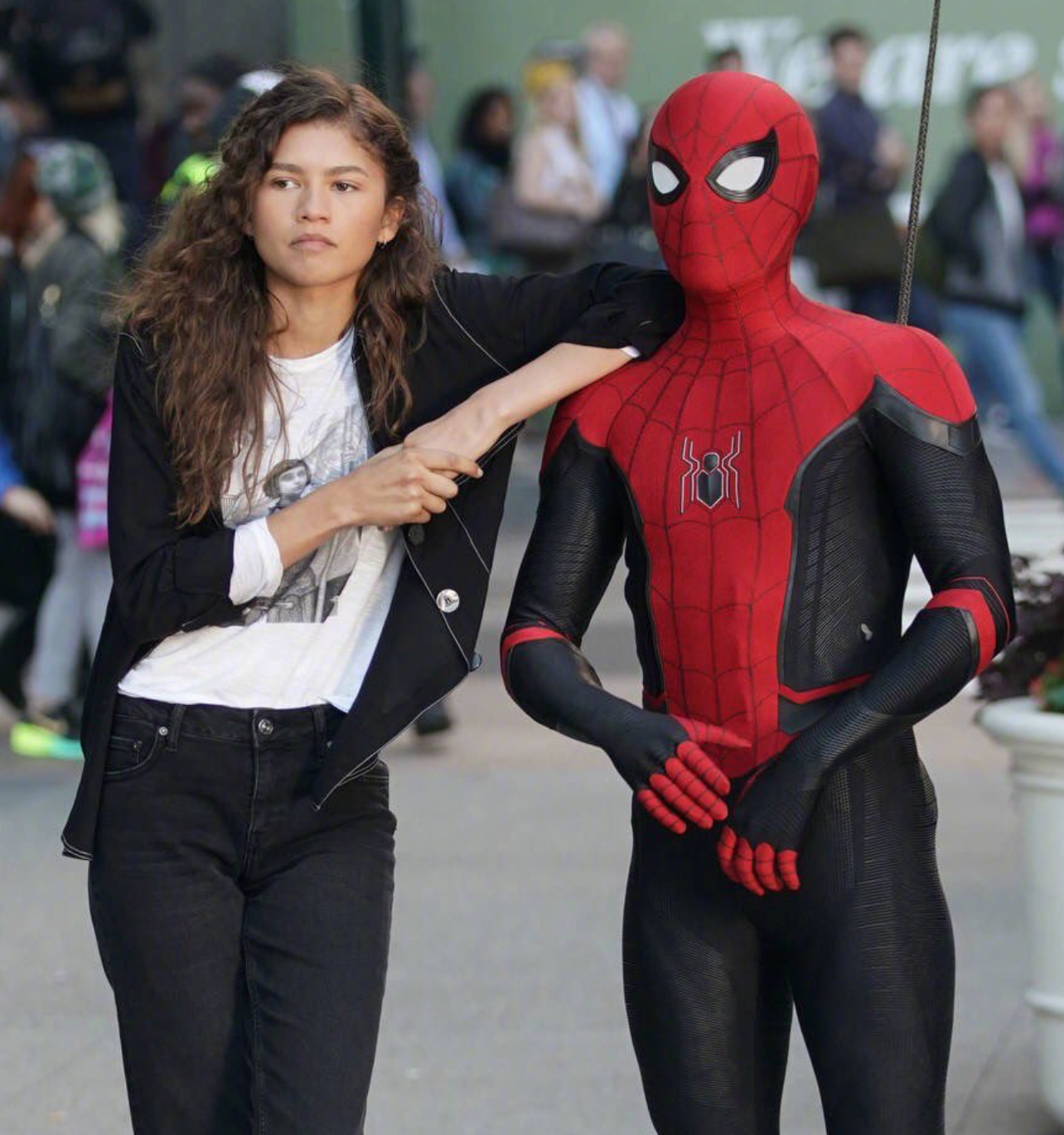 Spider Man And Zendaya In Spider Man Far From Home Wallpapers