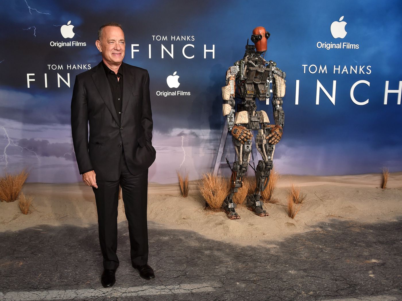 Tom Hanks Finch Movie Wallpapers