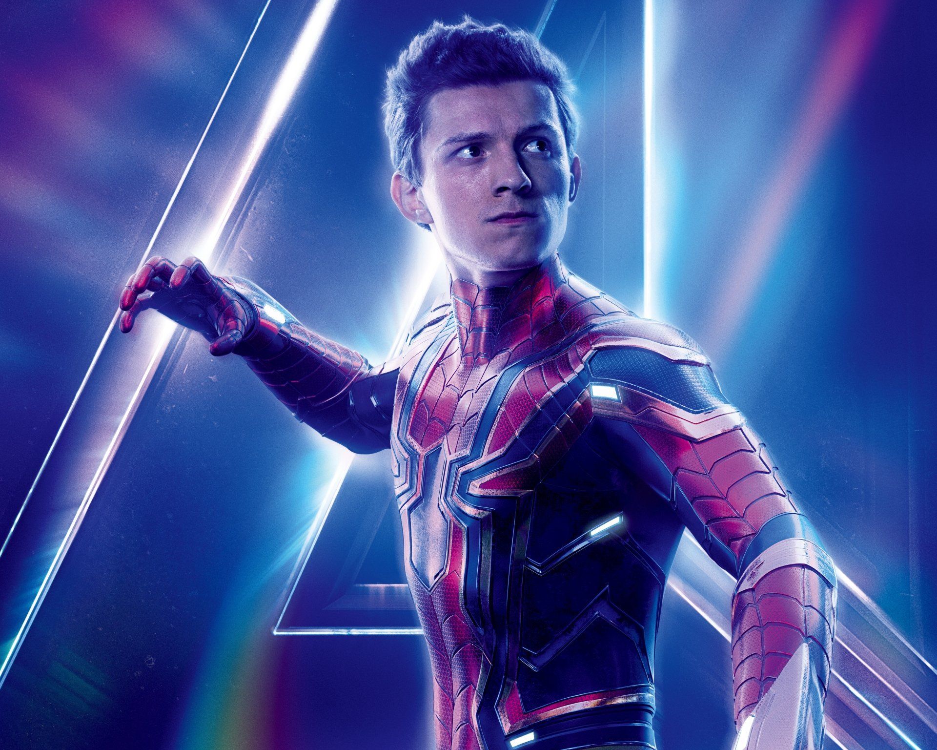 Tom Holland As Spider-Man Iron Spider Suit Infinity War Wallpapers