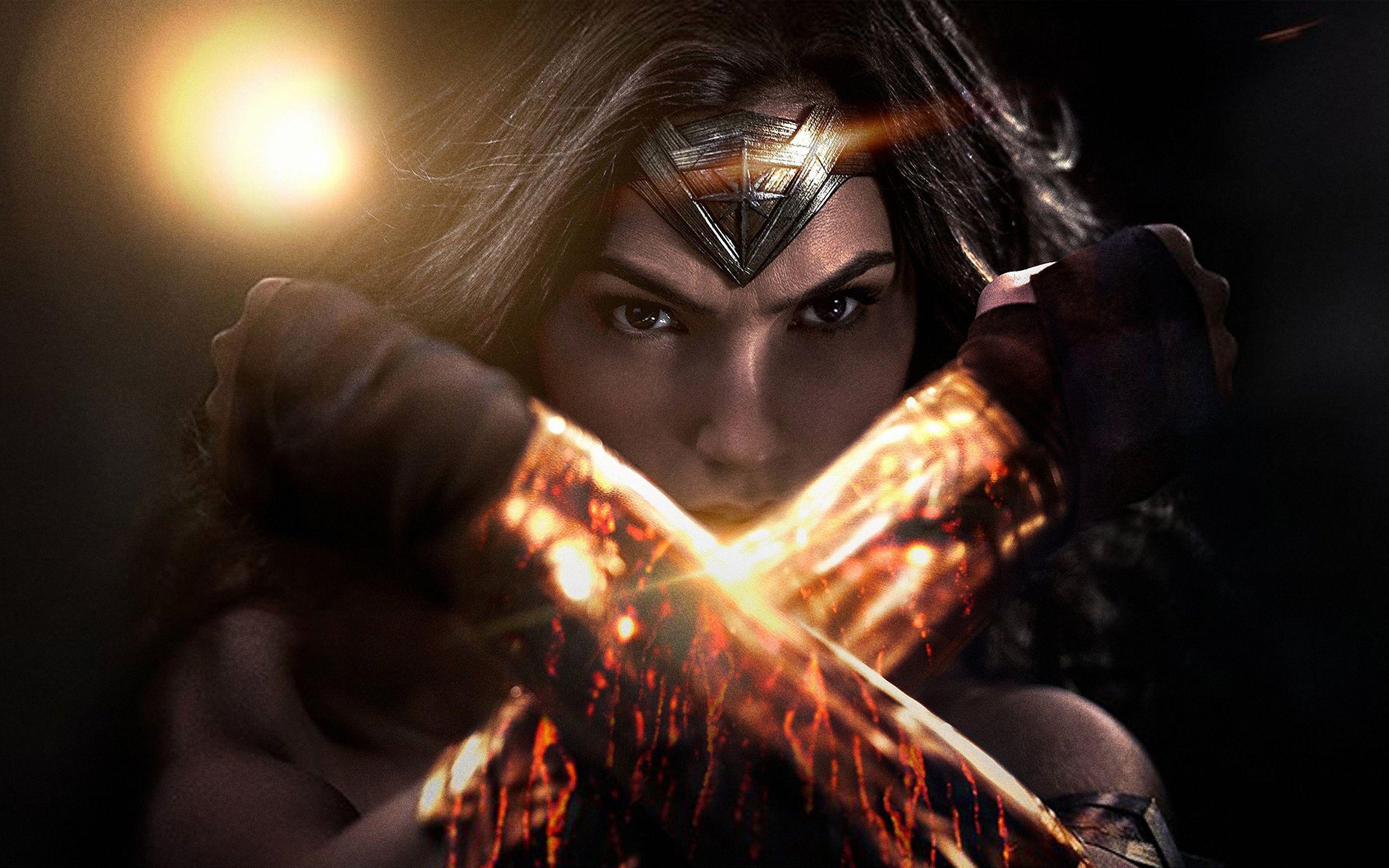 Wonder Woman Gal Gadot Face Wallpapers