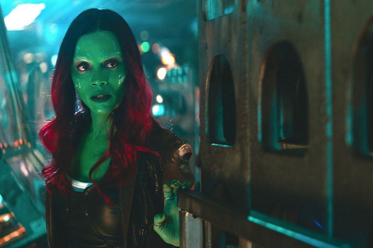 Zoe Saldana Gamora Try To Kill Thanos Josh Brolin Wallpapers