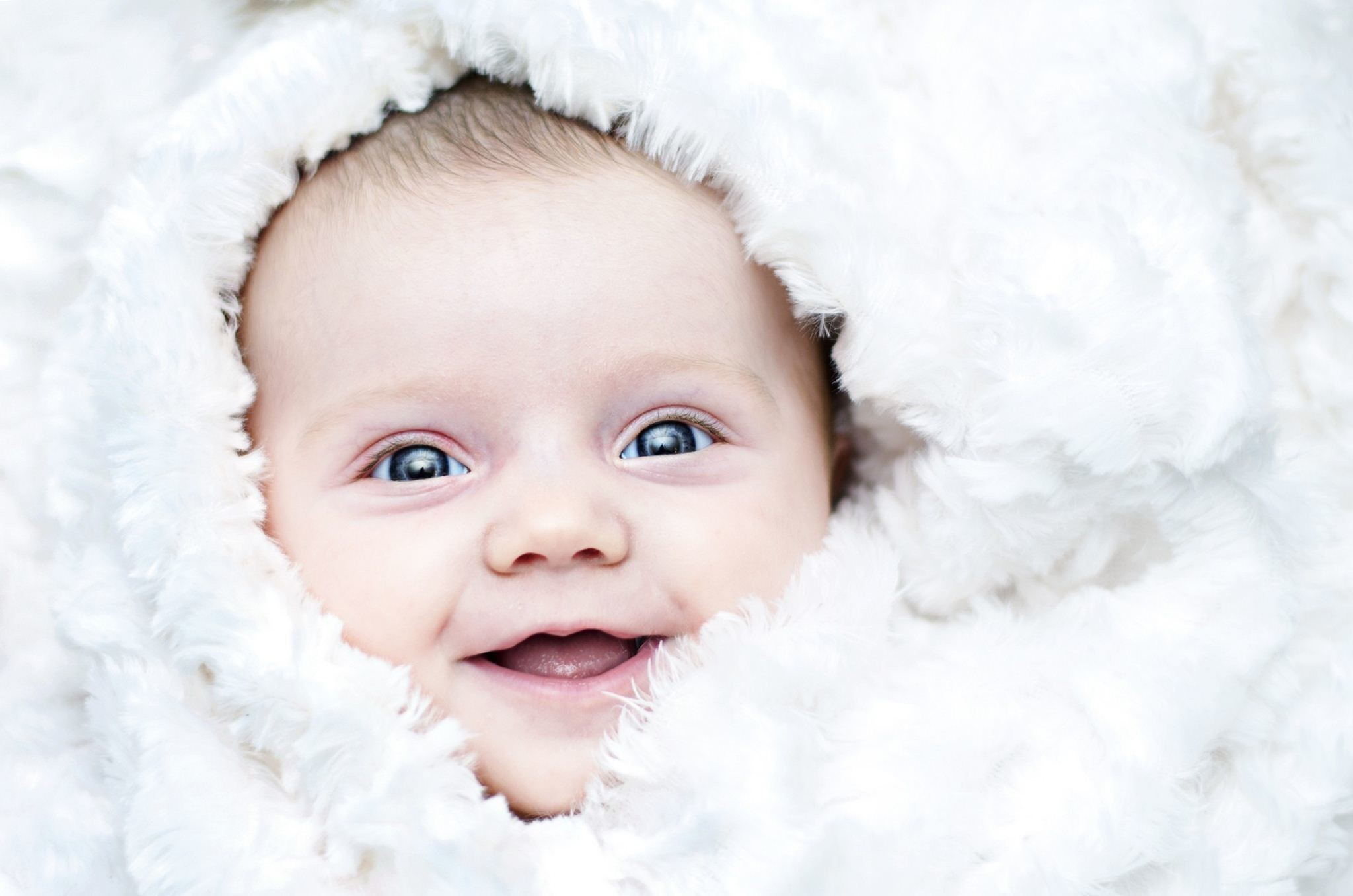 Cute Babies Desktop Wallpapers