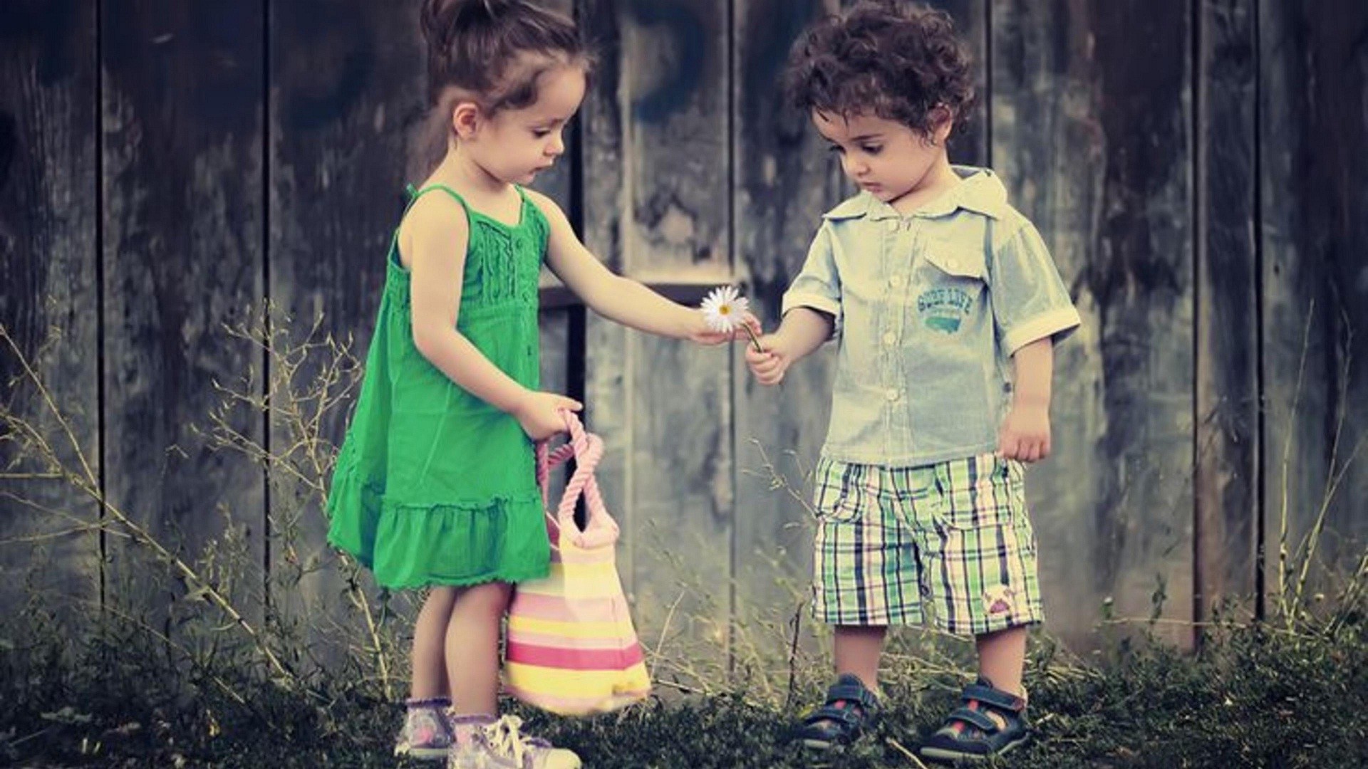 Cute Baby Couple Wallpapers
