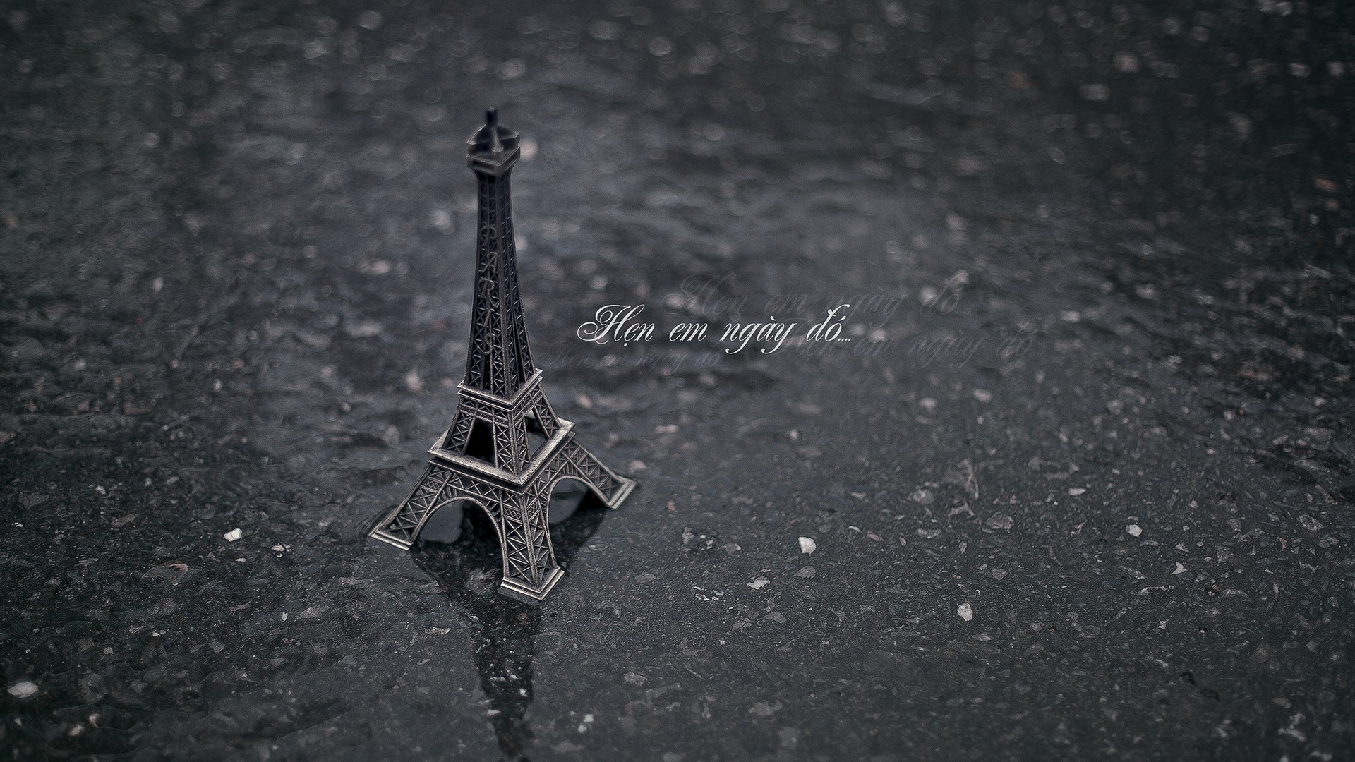 Cute Eiffel Tower Wallpapers