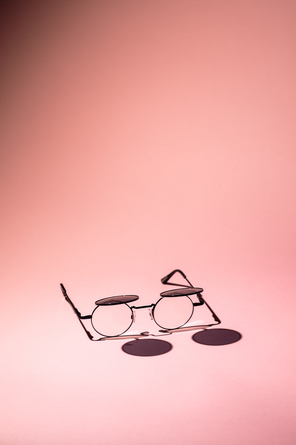 Cute Glasses Wallpapers