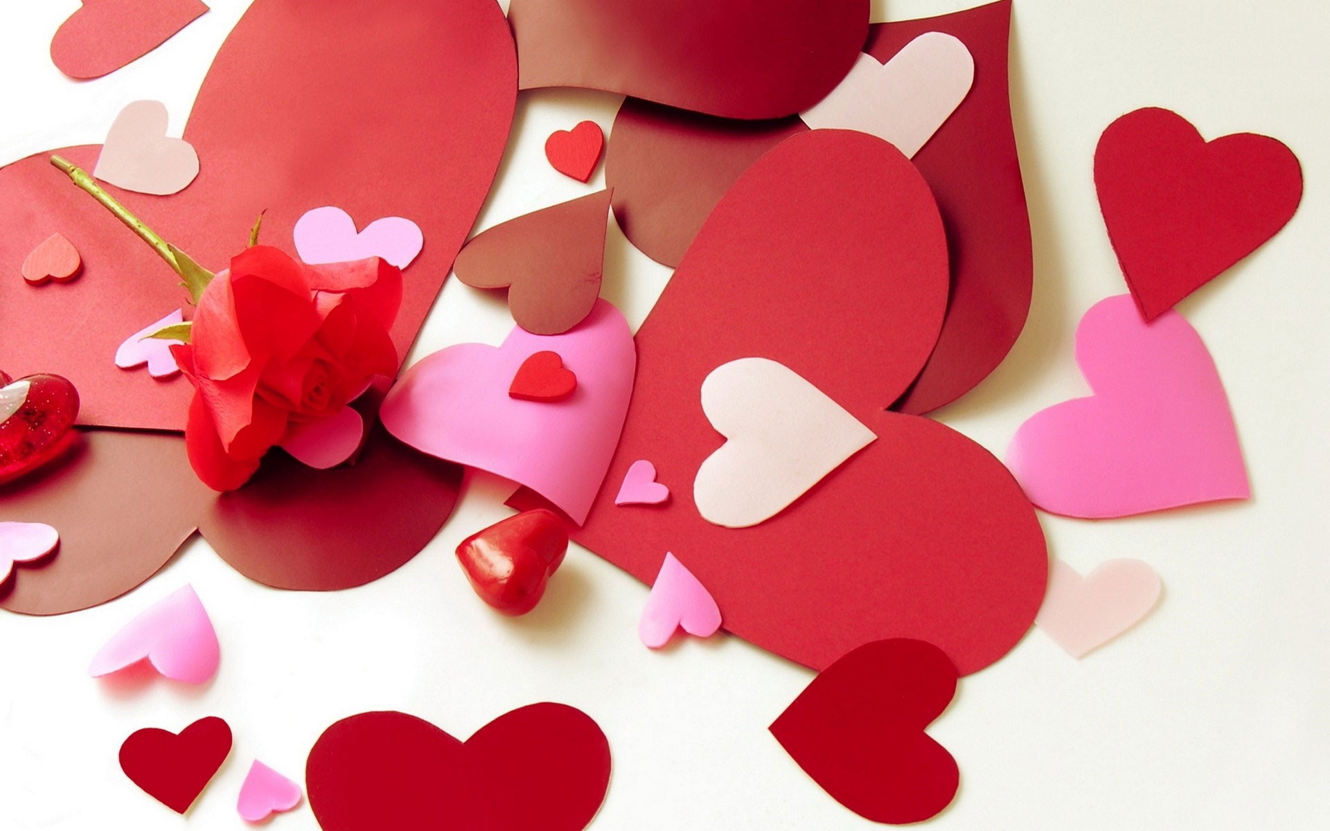 Cute Love Heart Wallpapers