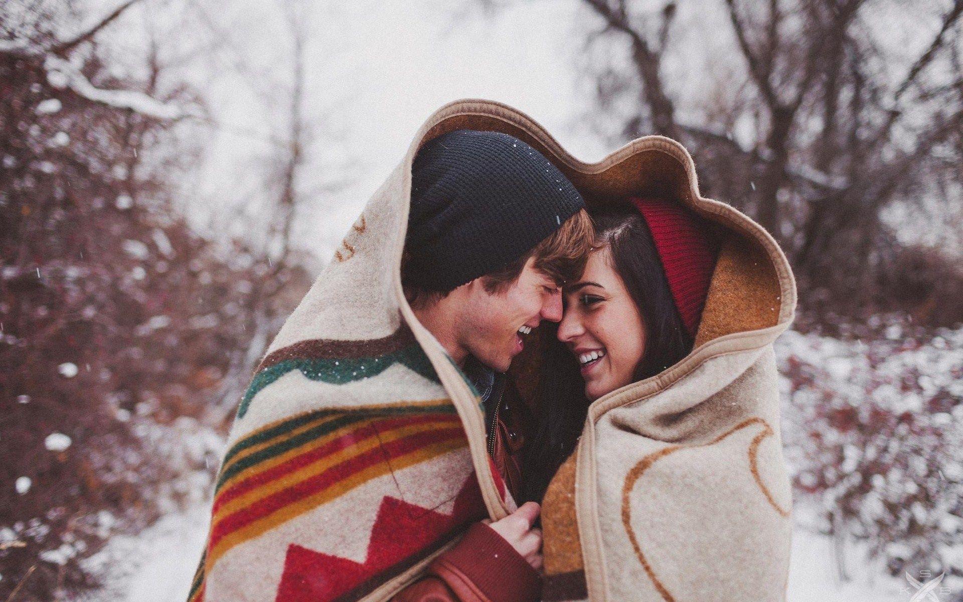 Cute Snow Couple Love Wallpapers Wallpapers