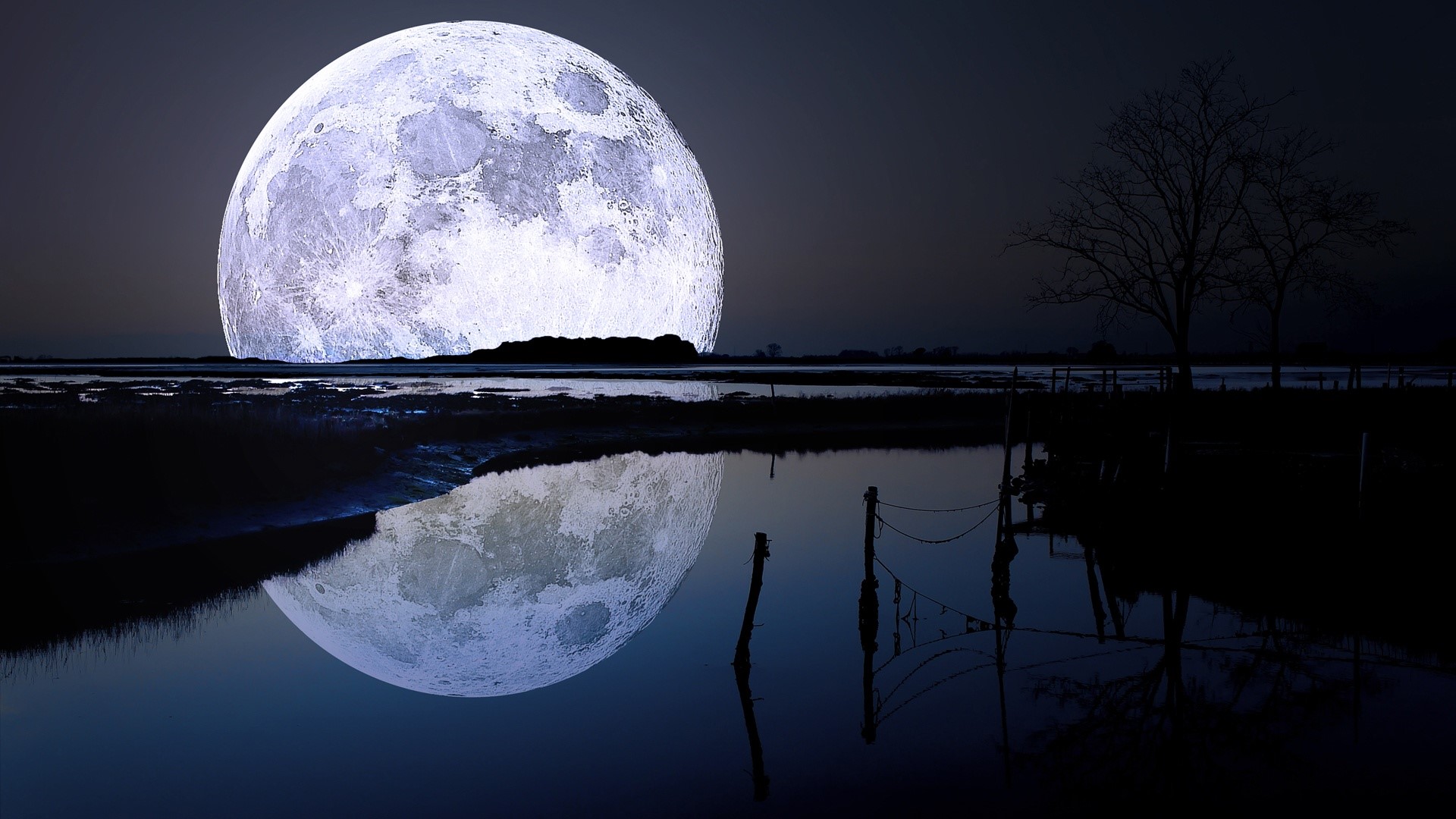 Cool Moon Wallpapers