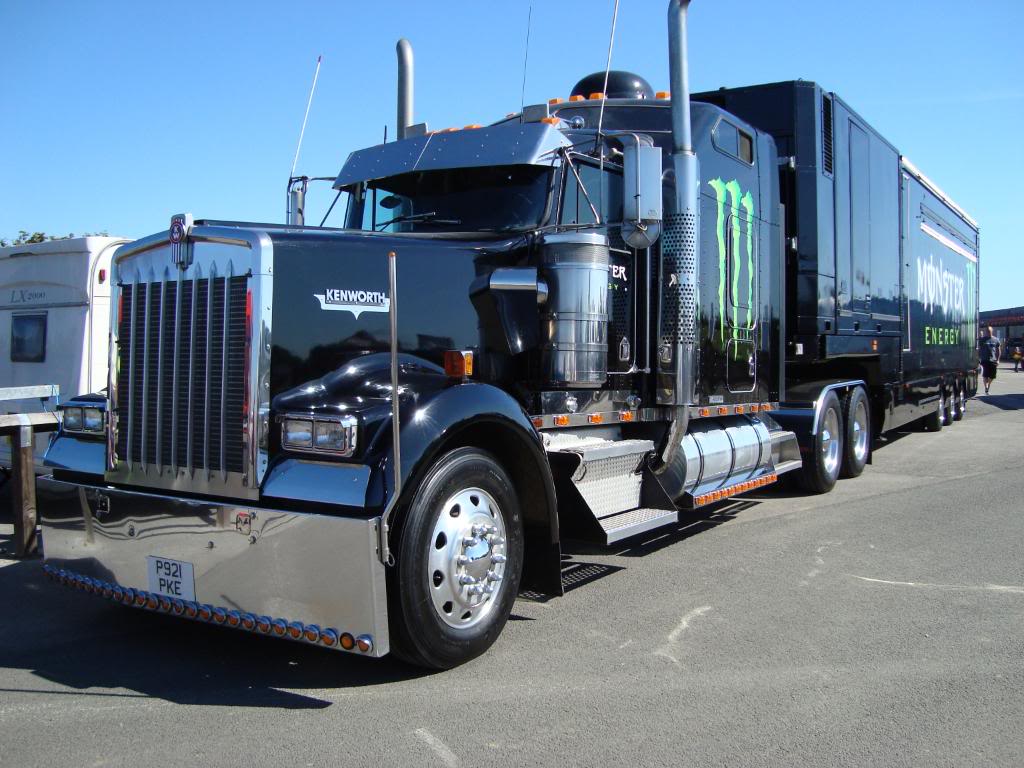 Cool Semi Truck Wallpapers Wallpapers