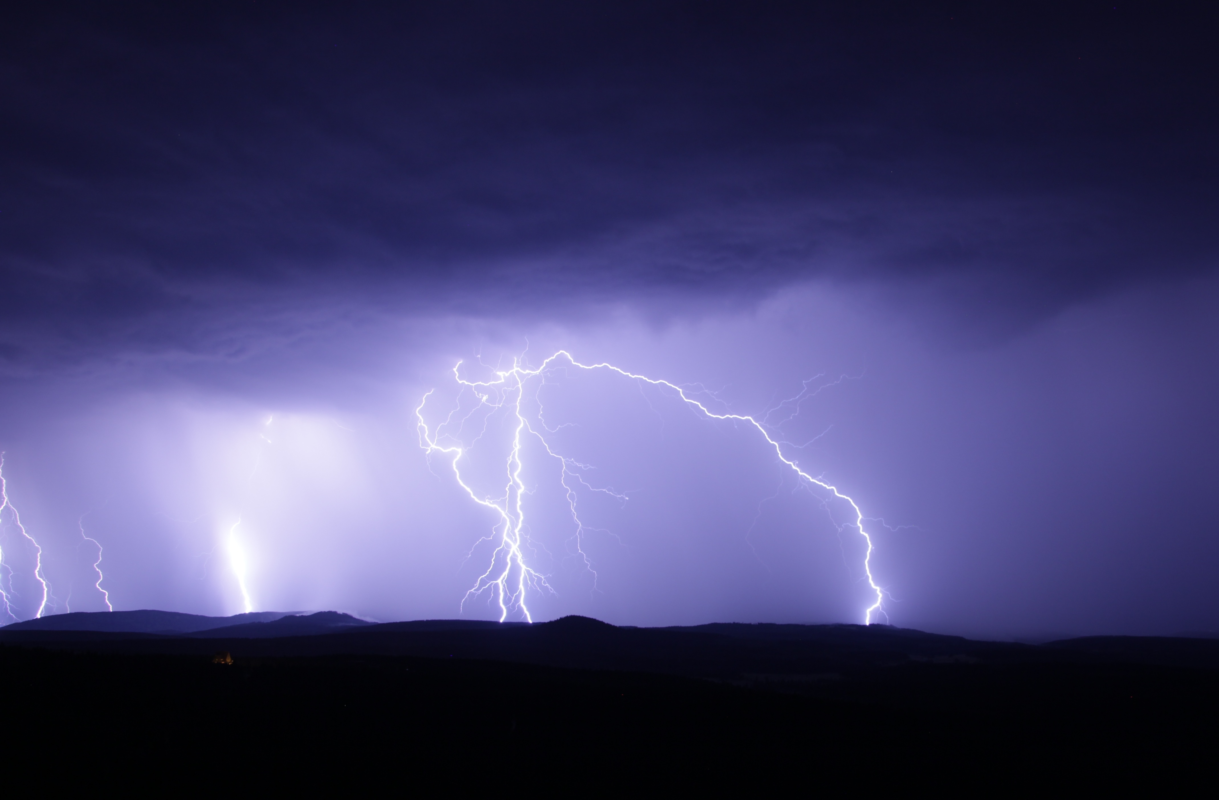 4K Thunderstorm Wallpapers