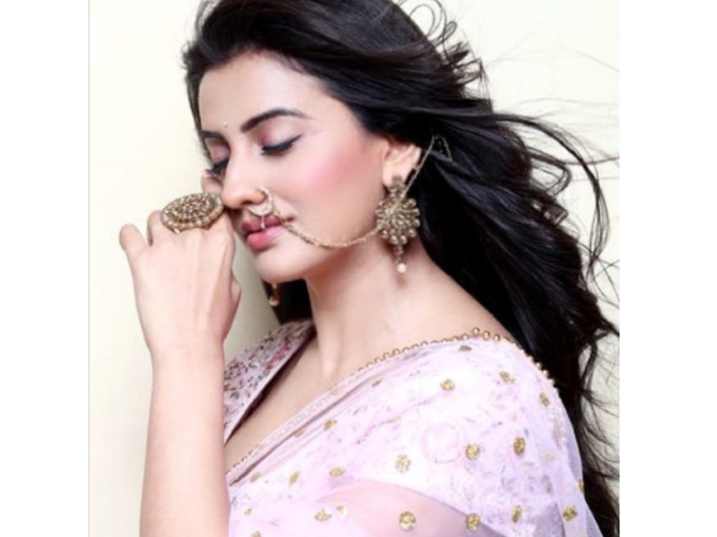 Akshara Singh Photo Wallpapers