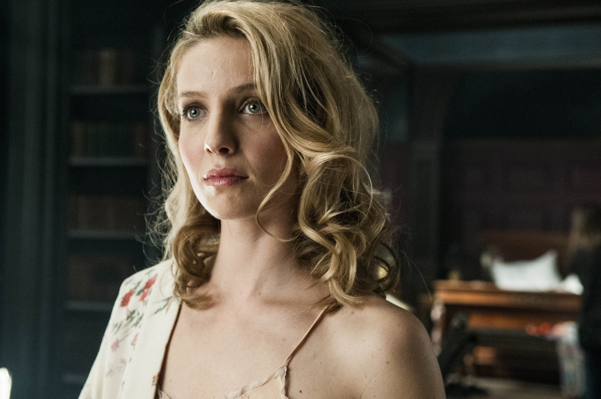 Annabelle Wallis Photoshoot Wallpapers