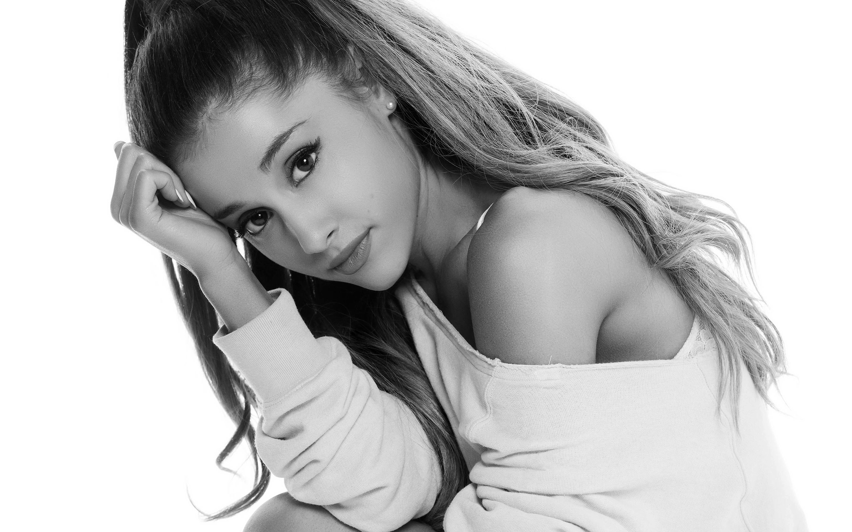 Ariana Grande 2015 Wallpapers